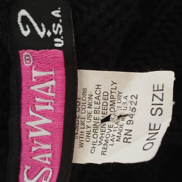 Poncho - Picture 7 of 7